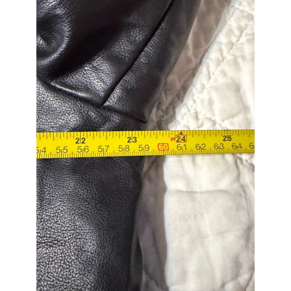 Levis Faux Leather Jacket Men Size M Black Sherpa Lined Trucker Coat